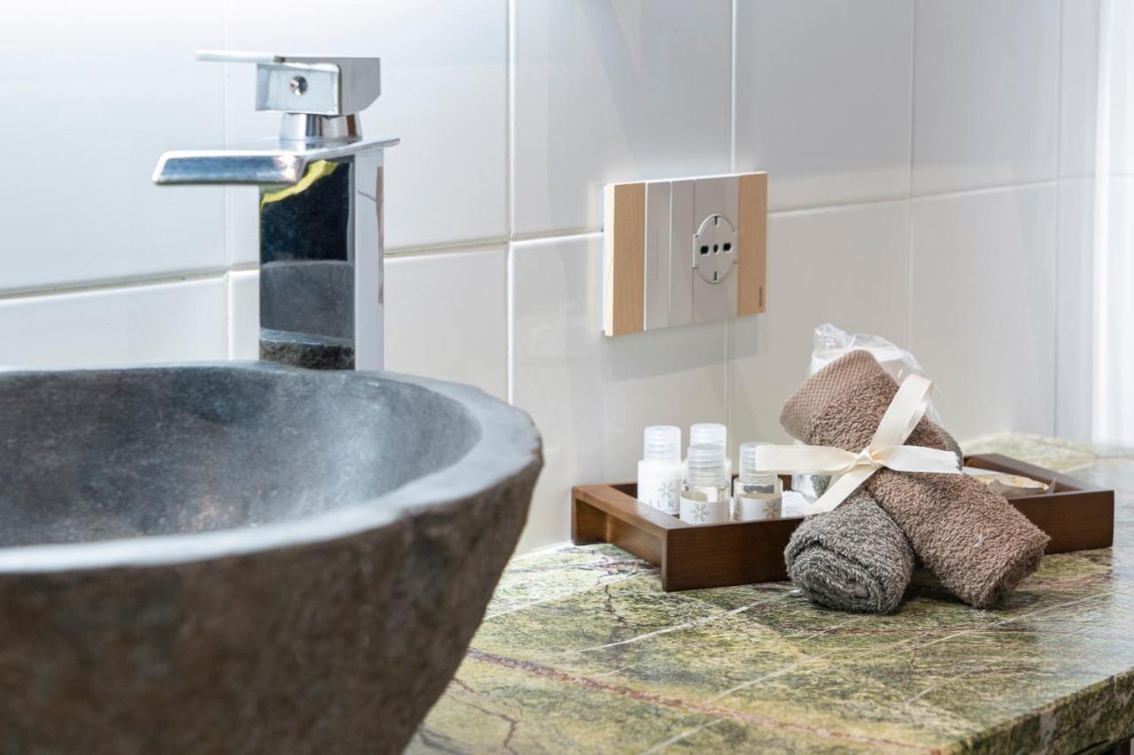 Varese Suites 外观 照片