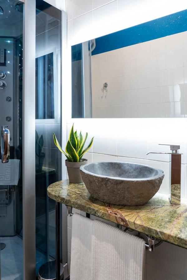 Varese Suites 外观 照片