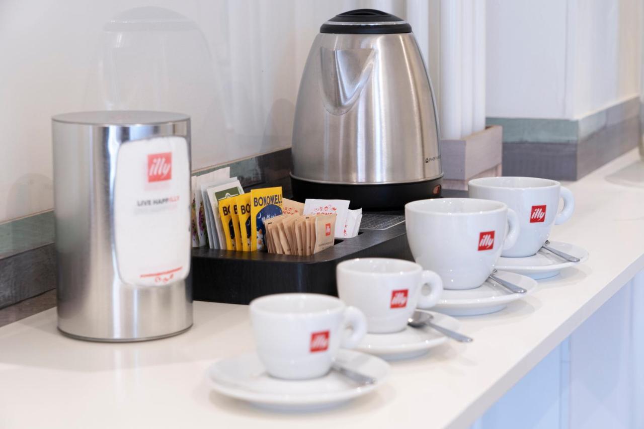 Varese Suites 外观 照片