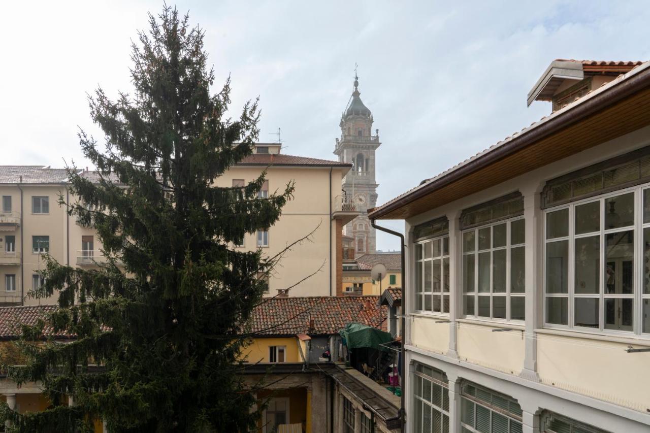 Varese Suites 外观 照片