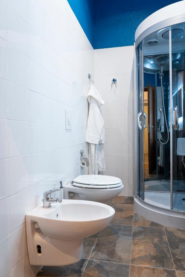 Varese Suites 外观 照片